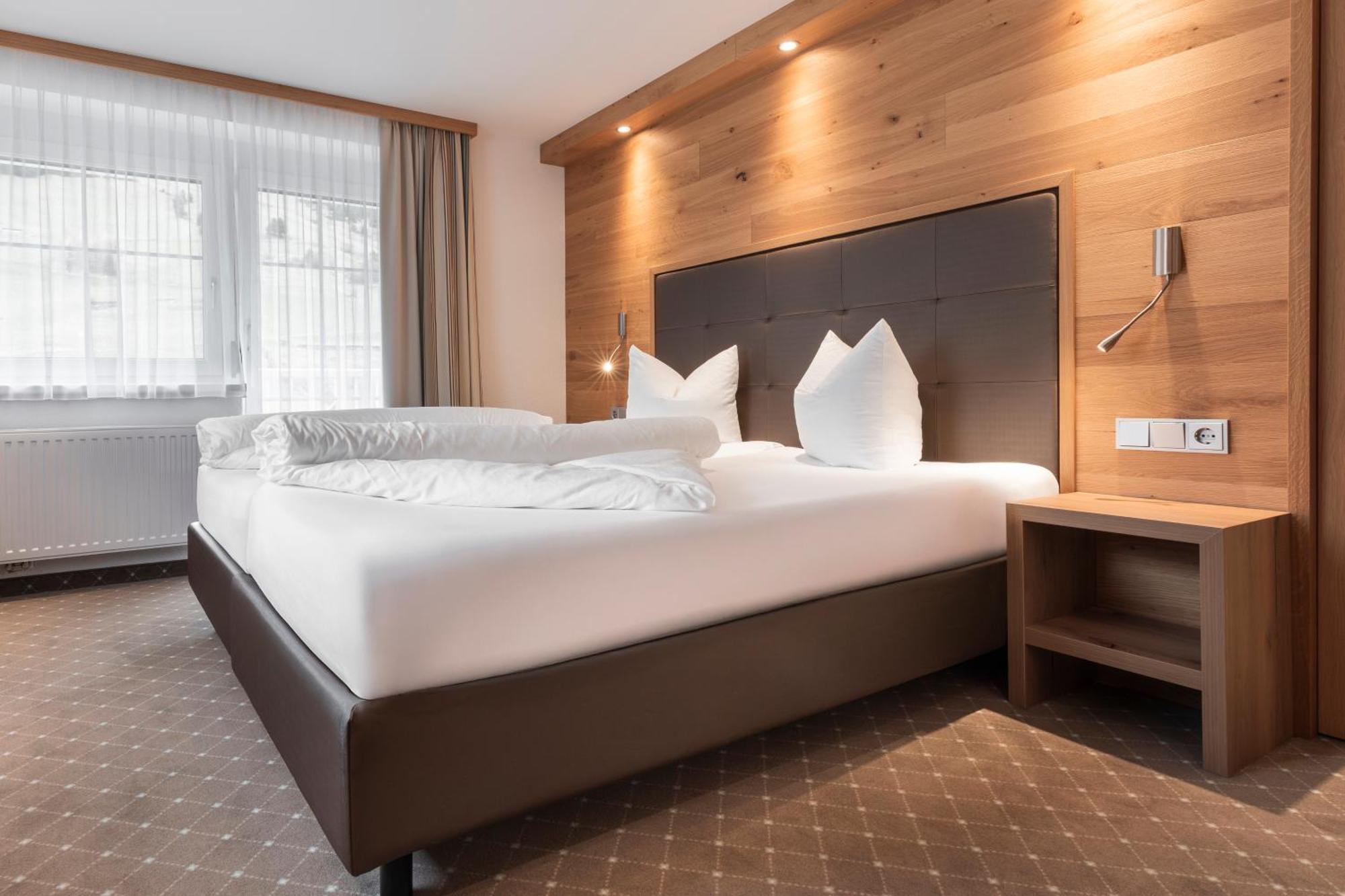 Schmid Rooms & Apartments Ишгль Экстерьер фото